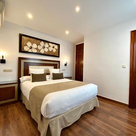 Hostal Rodri (Adults Only) Granada Dış mekan fotoğraf