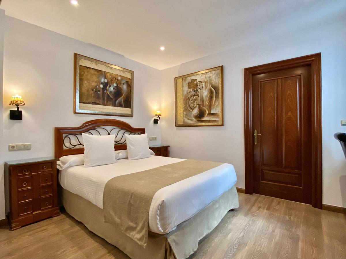 Hostal Rodri (Adults Only) Granada Dış mekan fotoğraf