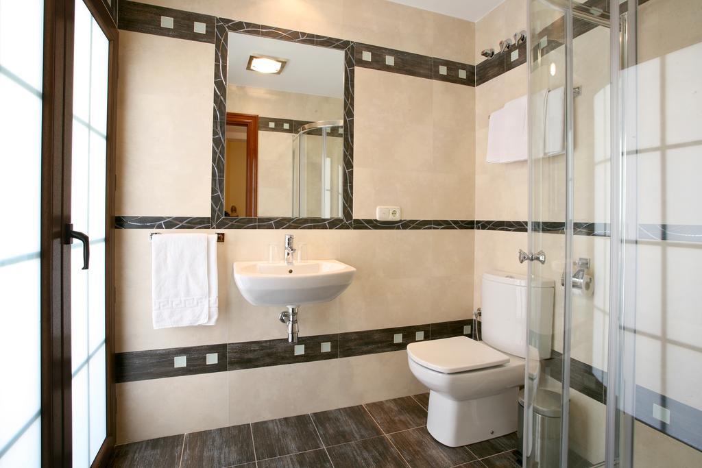 Hostal Rodri (Adults Only) Granada Dış mekan fotoğraf