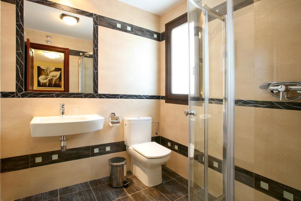 Hostal Rodri (Adults Only) Granada Oda fotoğraf